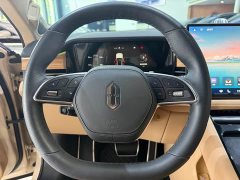 AITO M5 BEV RWD Standard Edition - фото 8