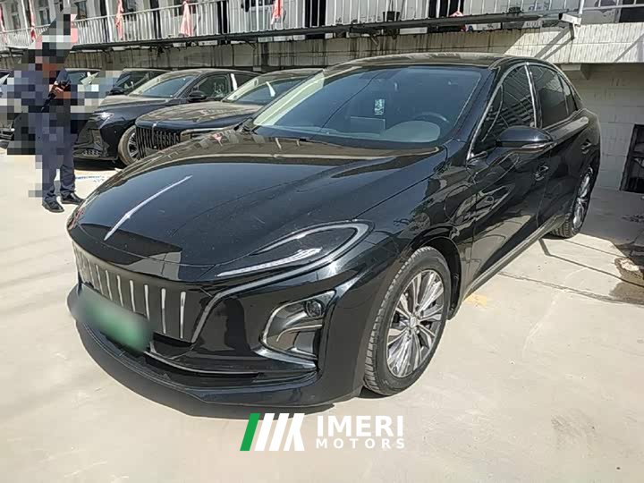 Hongqi E-QM5 431km Edition