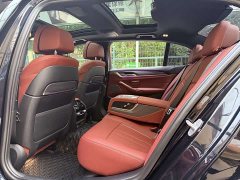 BMW 5 Series Facelift Three 530Li Exclusive M Sports Package - фото 18