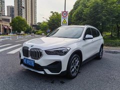 BMW X1 sDrive25Li Leading - фото 1