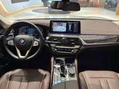 BMW 5 Series 2022 525Li Luxury Package - фото 17