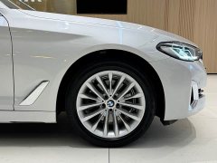 BMW 5 Series 2022 525Li Luxury Package - фото 5