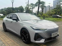 Changan UNI-V 1.5T Premium Version - фото 3