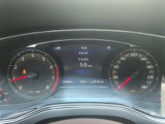 380TSI Premium Edition - фото 13