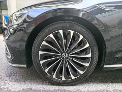 380TSI Premium Edition - фото 6