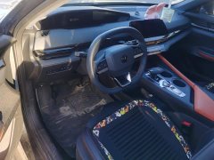Changan UNI-V 1.5T Premium Version - фото 12