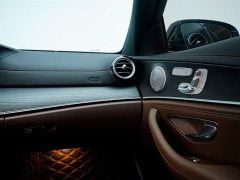 Mercedes-Benz E 300 L Premium Version - фото 16