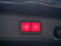 Mercedes-Benz E 300 L Premium Version - фото 20