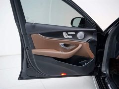 Mercedes-Benz E 300 L Premium Version - фото 9