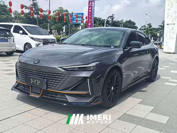 Changan UNI-V 1.5T Edition - автомобиль из Китая