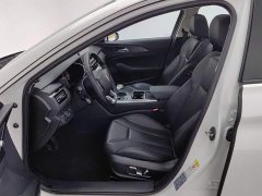 Hongqi H5 1.8T Edition - фото 10