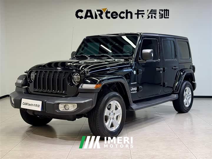 Mercedes-Benz Wrangler 2.0T Sahara four-door version