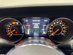 Mercedes-Benz Wrangler 2.0T Sahara four-door version - фото 13