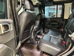 Mercedes-Benz Wrangler 2.0T Sahara four-door version - фото 17