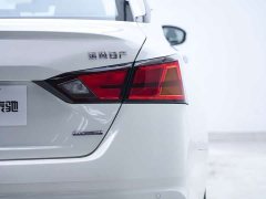 2.0L XL Edition - фото 18