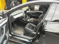 Tesla Model Y Edition - фото 3