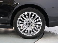 Mercedes-Benz E-Class Two E 300 L Fashion - фото 12