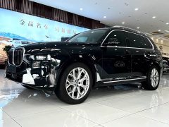 BMW X7 xDrive40i VersionLuxury - фото 2
