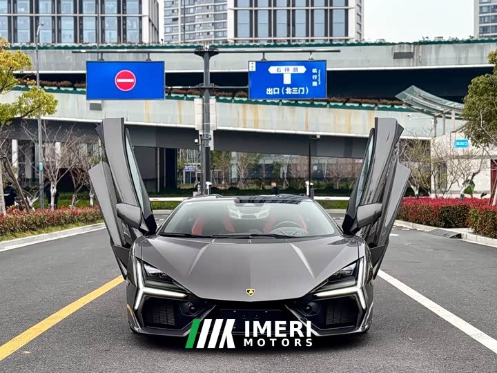 Huracán Revuelto 6.5L PHEV Edition - автомобиль из Китая