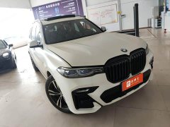 BMW X7 xDrive40i Deluxe VersionM - фото 1