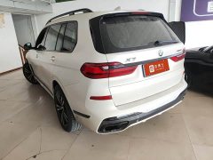 BMW X7 xDrive40i Deluxe VersionM - фото 2
