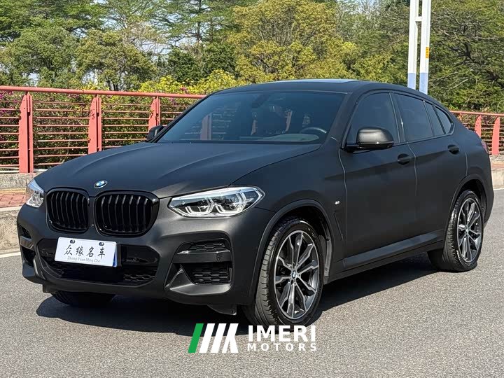 BMW X4 xDrive 25i M - автомобиль из Китая