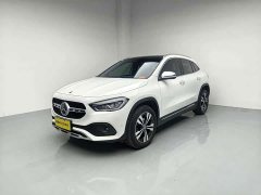 Mercedes-Benz GLA 220 - фото 1