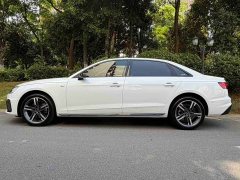 Audi A4L 40 TFSI Luxury Version - фото 3