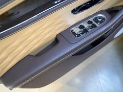 Bentley Flying Spur 2022 4.0T V8 Standard Edition - фото 18