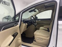 Buick GL8 Deluxe Edition - фото 17