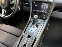 Porsche 718 Boxster T 2.0T - фото 18