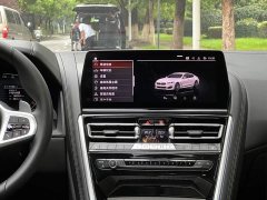 BMW 8 840i M - фото 17