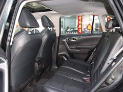 2.0L CVTAWDLuxury Edition - фото 11
