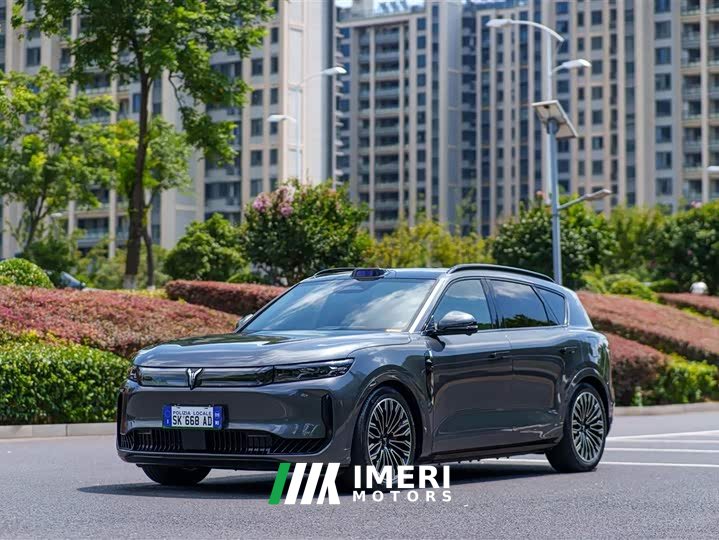Voyah FREE AWD Edition - автомобиль из Китая