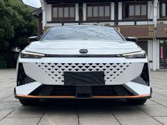 Changan UNI-V 1.5T Premium Version - фото 2