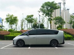 Li Auto MEGA Home Edition - фото 3