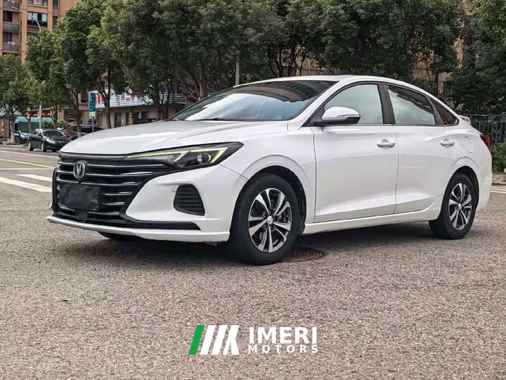 PLUS 1.6L GDI Luxury Version - автомобиль из Китая