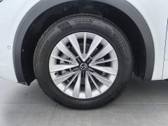 Volkswagen 330TSI Luxury Edition - фото 17