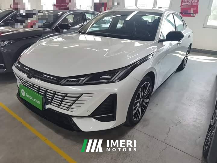 Changan 1.5T 500Bar Smart Version - автомобиль из Китая