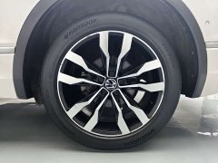 Volkswagen L 330TSI 2WDR-Line Edition - фото 7