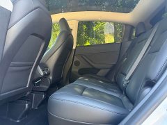 Tesla Model Y Edition - фото 14