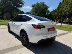 Tesla Model Y Edition - фото 8