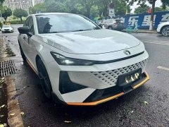 Changan UNI-V 1.5T Premium Version - фото 3