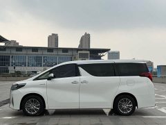 Toyota Alphard 2021 Hybrid 2.5L Luxury - фото 2