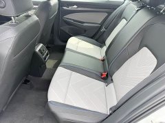 Volkswagen Golf 300TSI R-Line - фото 11