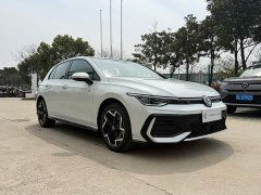 Volkswagen Golf 300TSI R-Line - фото 3