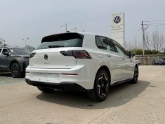 Volkswagen Golf 300TSI R-Line - фото 7