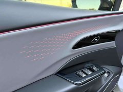 FAW EH7 640 AWD Edition - фото 8