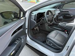 FAW EH7 640 AWD Edition - фото 9