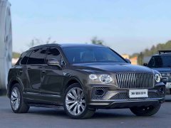 Bentley Bentayga 4.0T V8 EWB Azure - фото 3